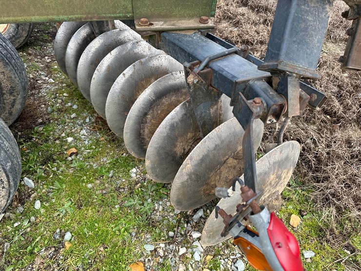 john-deere-630-image-26