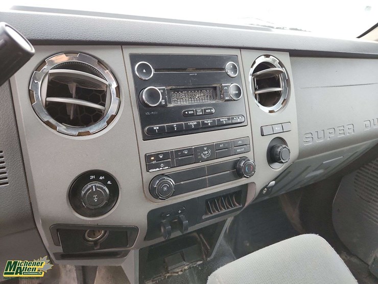 2016-ford-f350-image-16