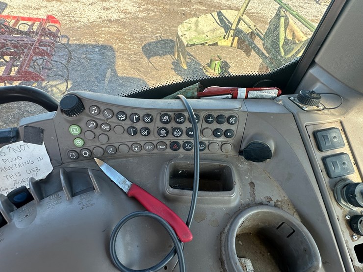 john-deere-6130r-image-42