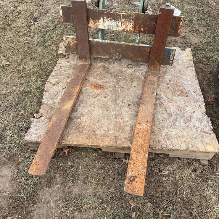 Forklift Carriage with 48'' forks