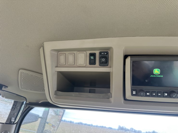 john-deere-8r-280-image-68