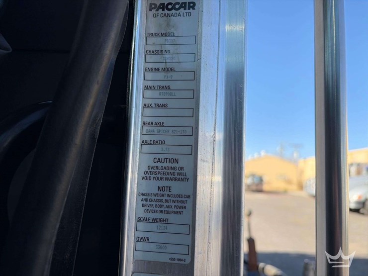 2016-peterbilt-337-image-6
