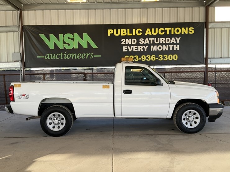 2006-chevrolet-silverado-1500-image-1