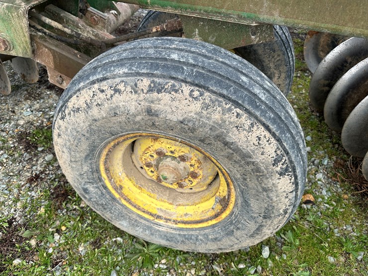 john-deere-630-image-6