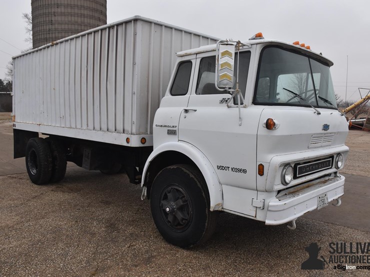 1973-chevrolet-t65-s/a-cabover-grain-truck-image-3