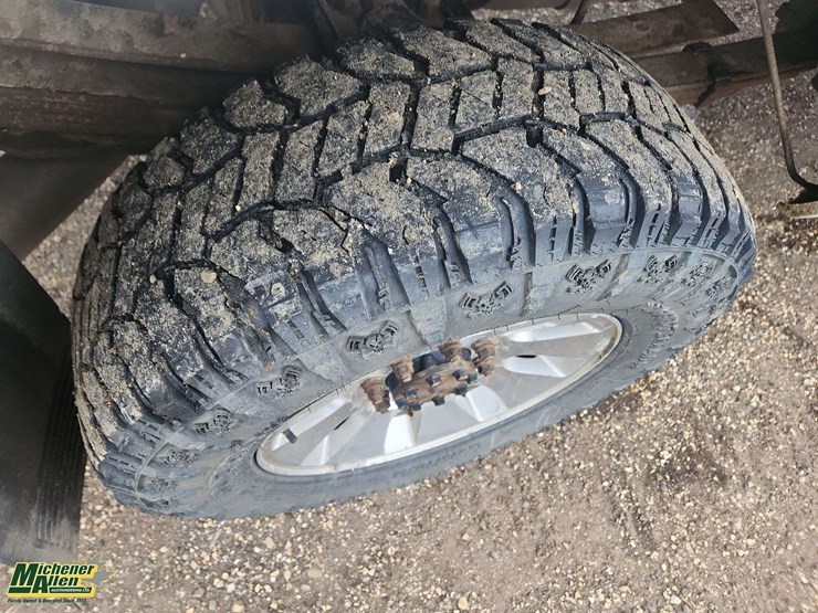 2010-ford-f250-image-11