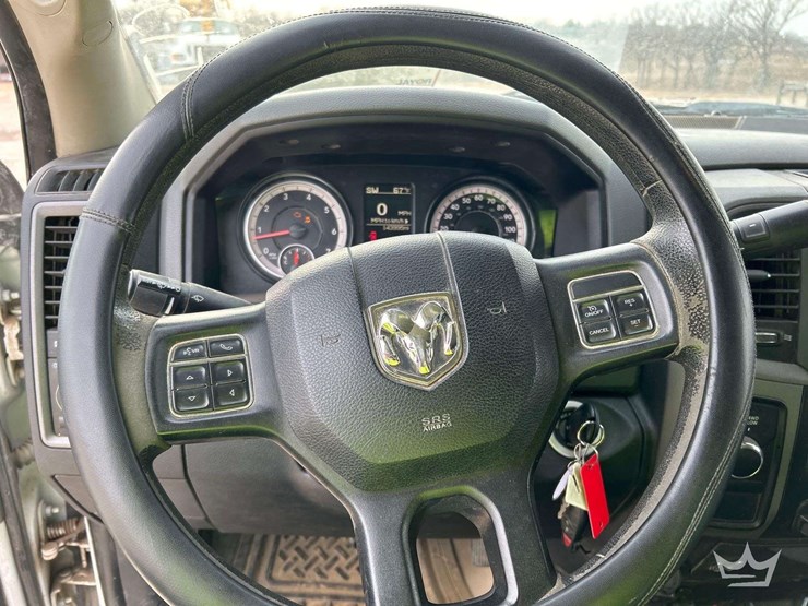 2017-dodge-3500-image-15