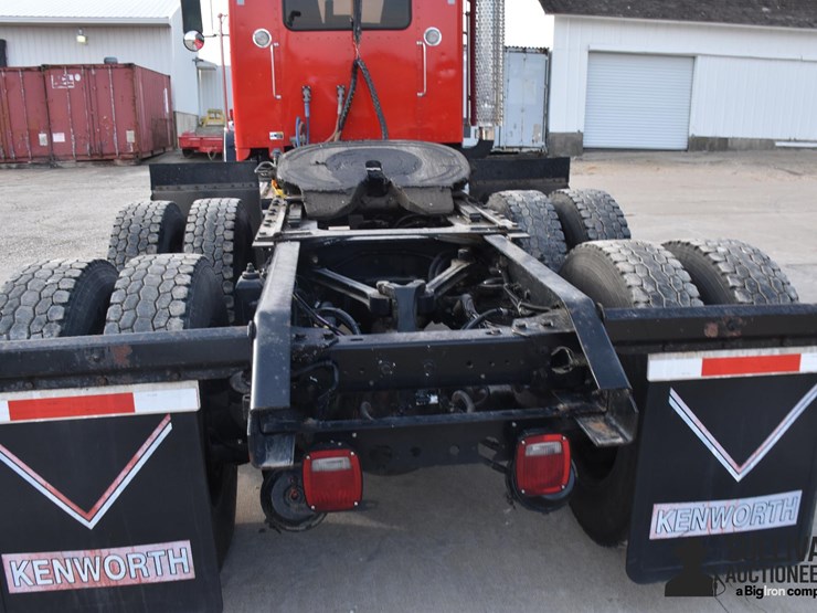 2000-kenworth-t800-image-9