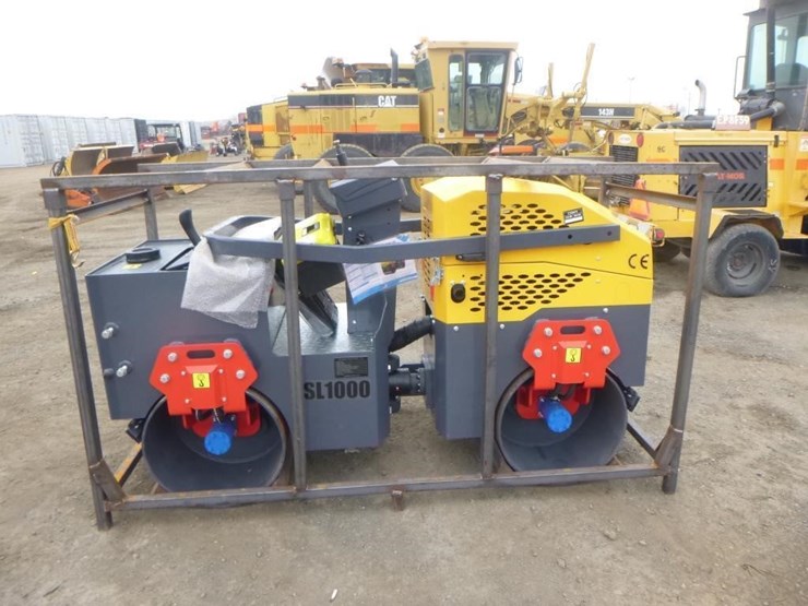 sdlool-sl1000-tandem-vibratory-roller-image-7