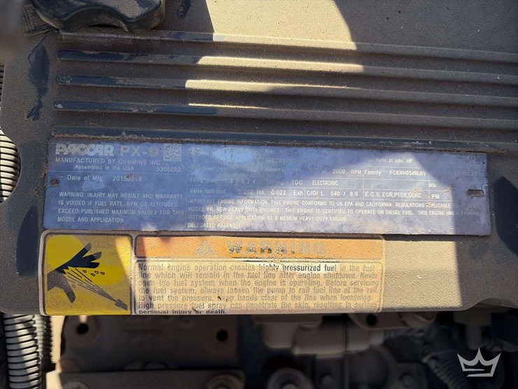 2016-peterbilt-337-image-11