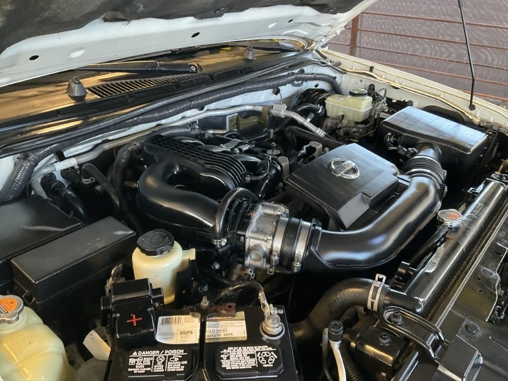 2017-nissan-frontier-image-12