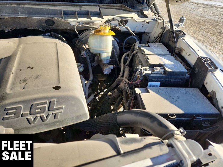 2014-dodge-1500-image-29