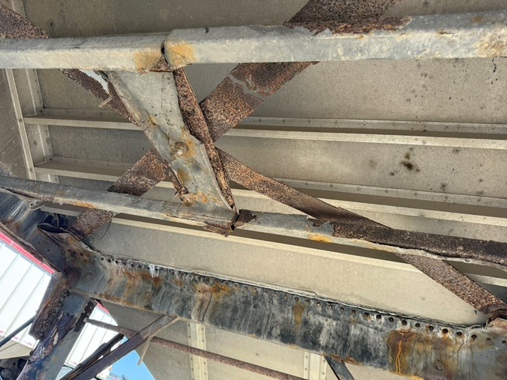 2011-merritt-42-image-28