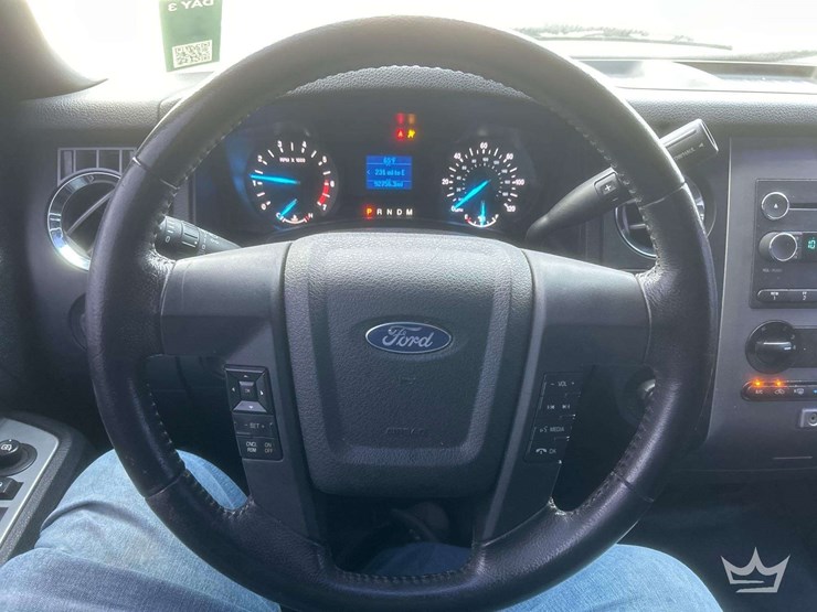 2016-ford-expedition-image-26