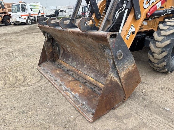 2018-case-580sn-image-9