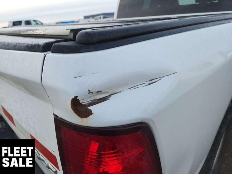 2018-dodge-1500-image-35