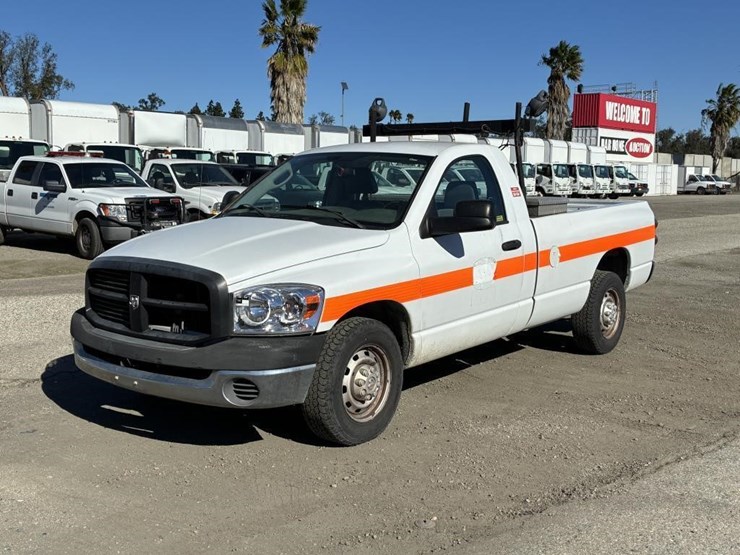 2007-dodge-ram-pickup-truck-image-1