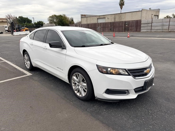 2019-chevrolet-impala-sedan-image-2