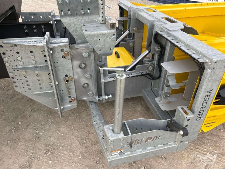 2018-international-4300-image-23