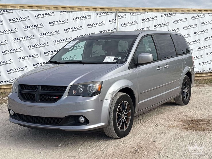 2015-dodge-grand-caravan-image-1