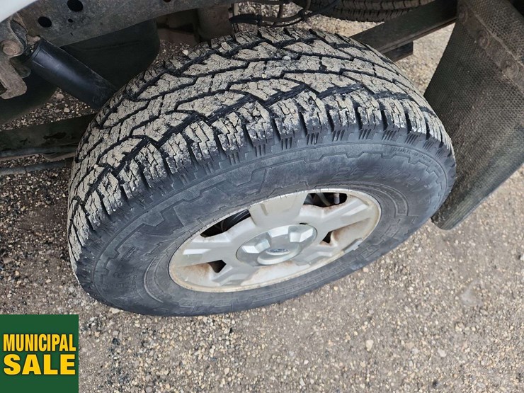 2012-ford-f150-image-12