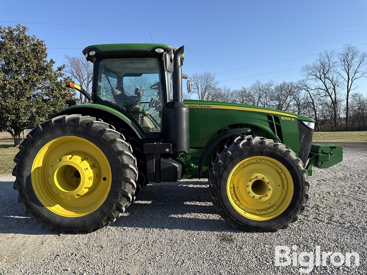 2013-john-deere-8285r-image-4