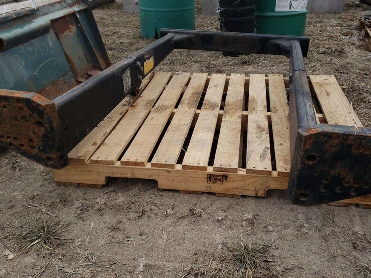 universal-tractor-roll-bar-image-1