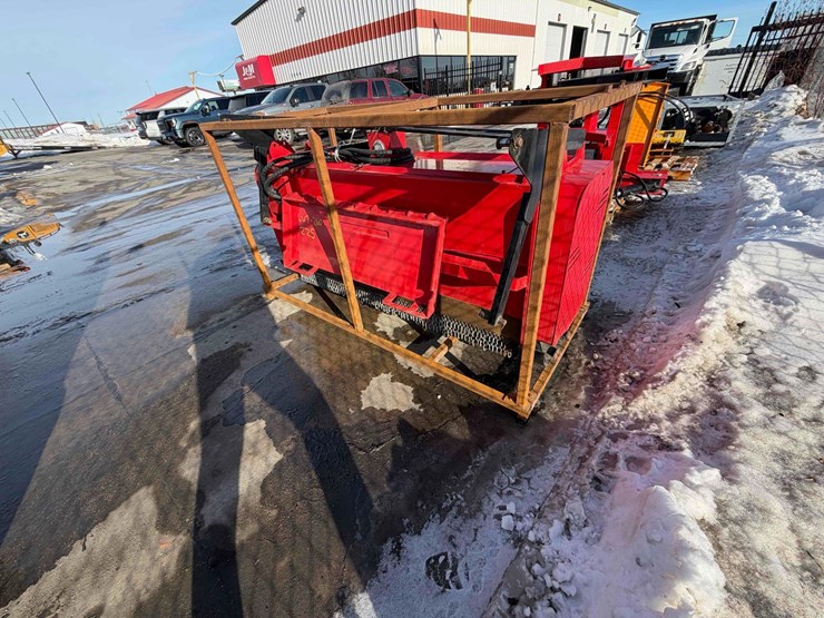 2025-giyi-mulcher-image-3