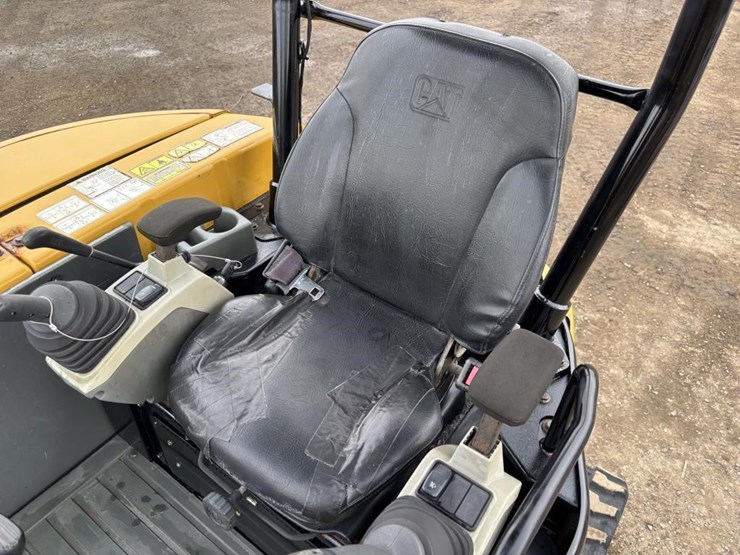 2018-caterpillar-303-image-26