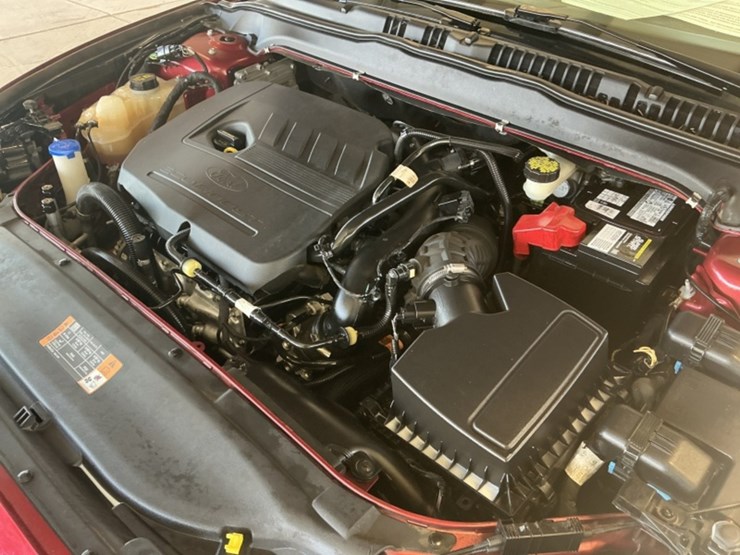 2015-ford-fusion-se-sdn-image-11