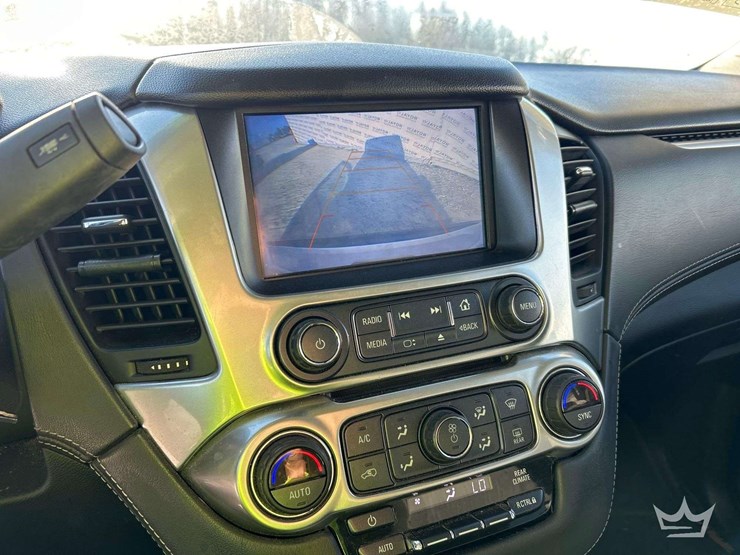 2020-chevrolet-tahoe-image-16