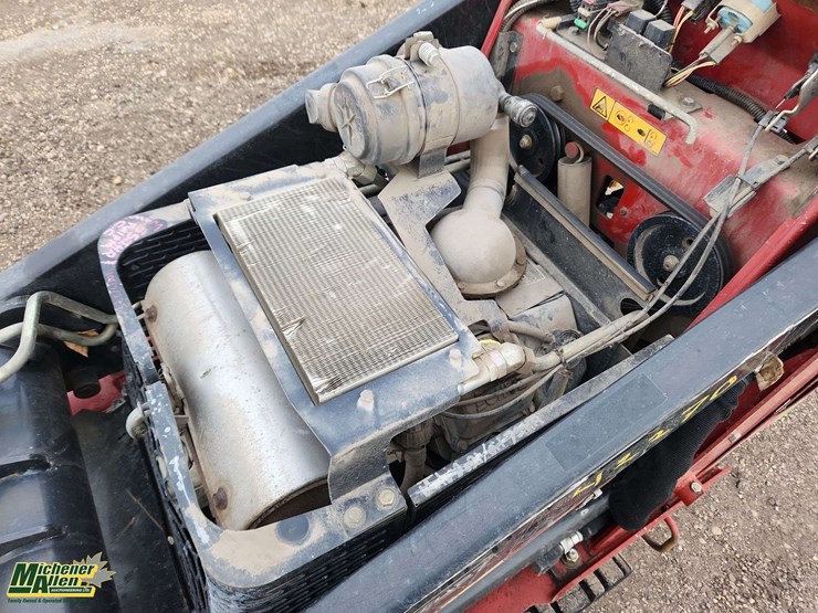 2019-toro-dingo-tx427-image-22