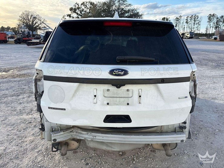 2017-ford-explorer-image-25