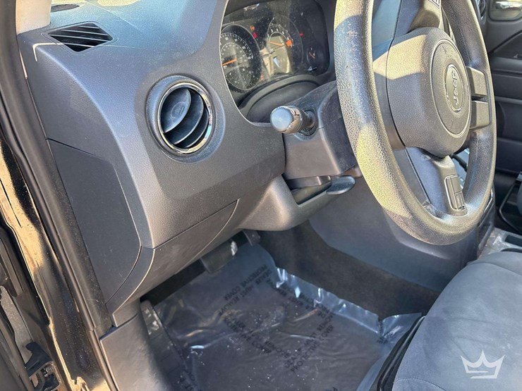 2016-jeep-patriot-image-14