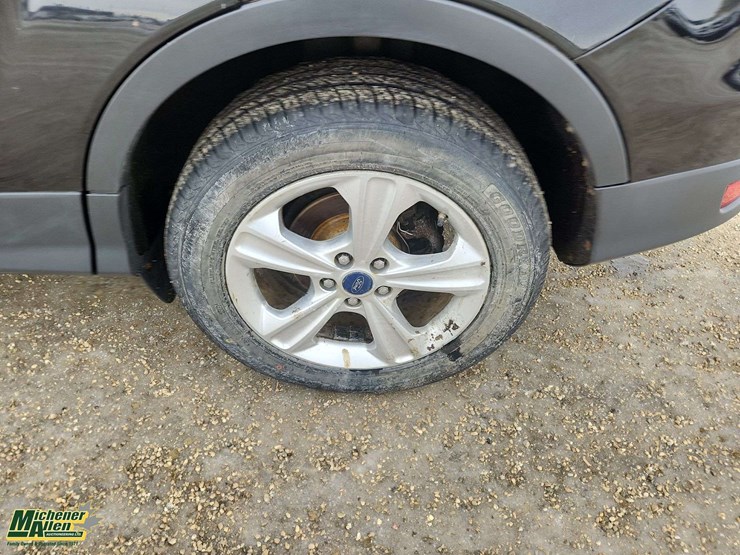 2013-ford-escape-image-13