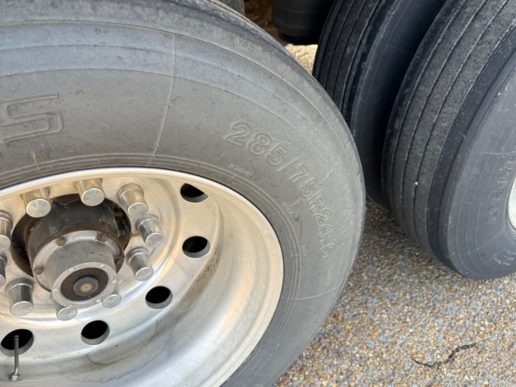 2005-timpte-hopper-bottom-image-19