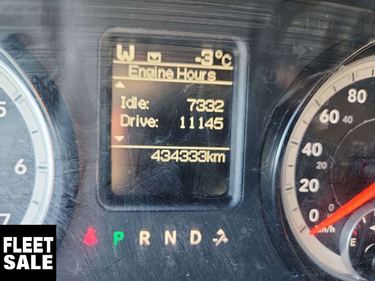 2014-dodge-1500-image-26