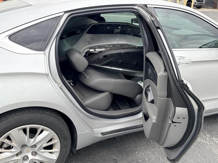 2019-chevrolet-impala-sedan-image-9