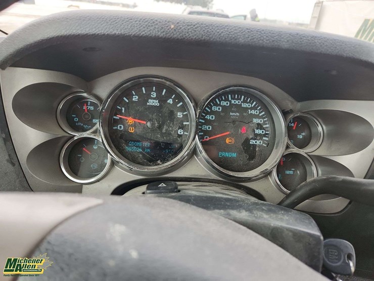 2011-chevrolet-silverado-1500-image-20