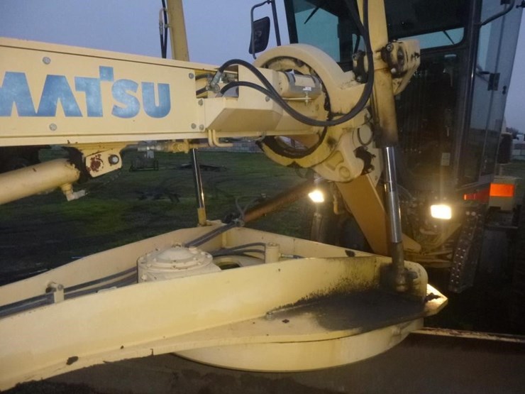 2006-komatsu-gd555-3c-image-25
