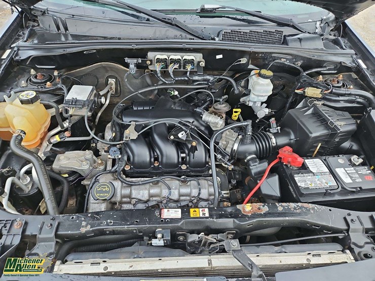 2008-ford-escape-image-32