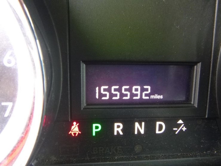 2014-dodge-grand-caravan-image-24