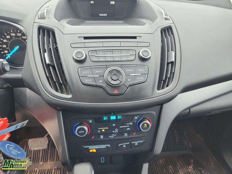 2018-ford-escape-se-image-23