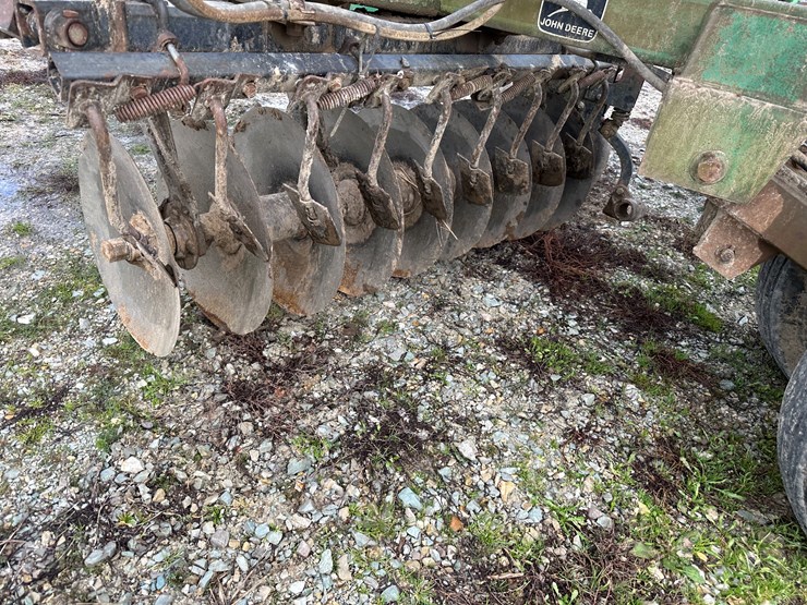 john-deere-630-image-29