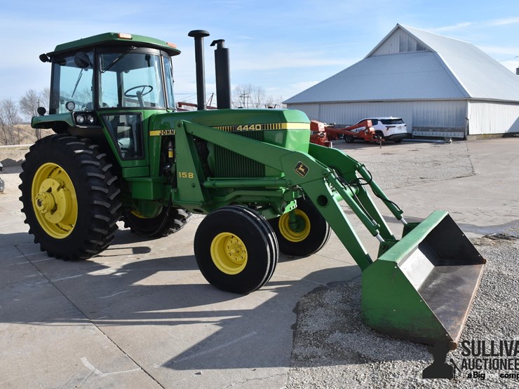 1981-john-deere-4440-image-3