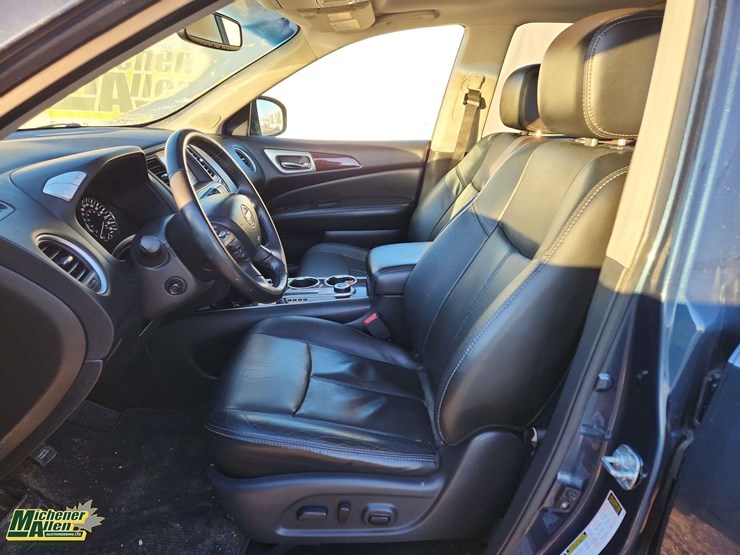 2014-nissan-pathfinder-image-14