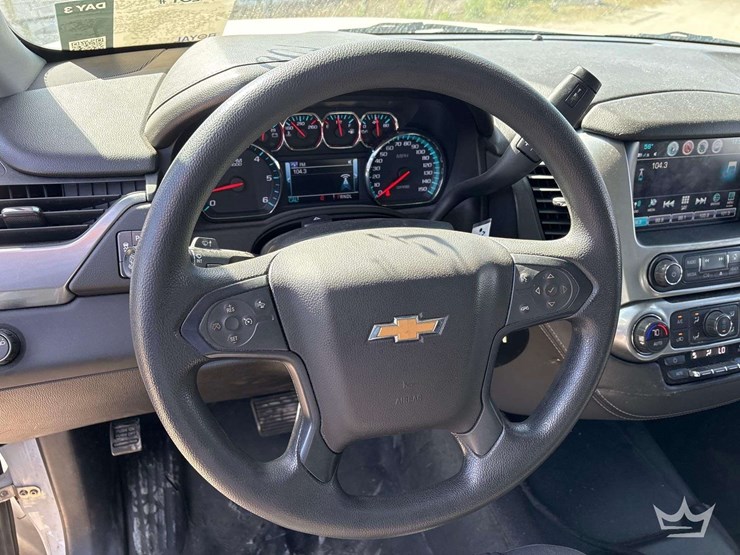 2019-chevrolet-tahoe-image-13