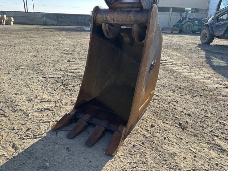 2016-mustang-800z-image-11