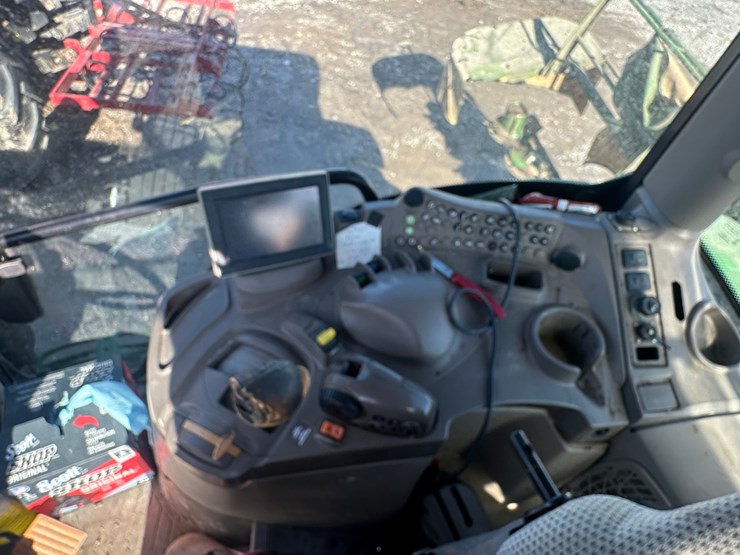 john-deere-6130r-image-41