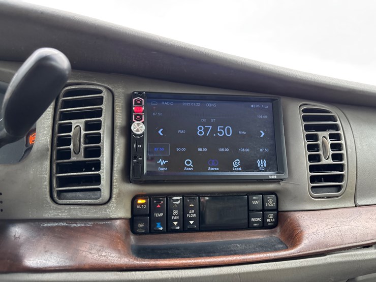 #31148-•-2000-gm-park-avenue-image-8